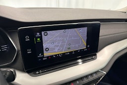 valkoinen Skoda Octavia 2021 kuva 26.