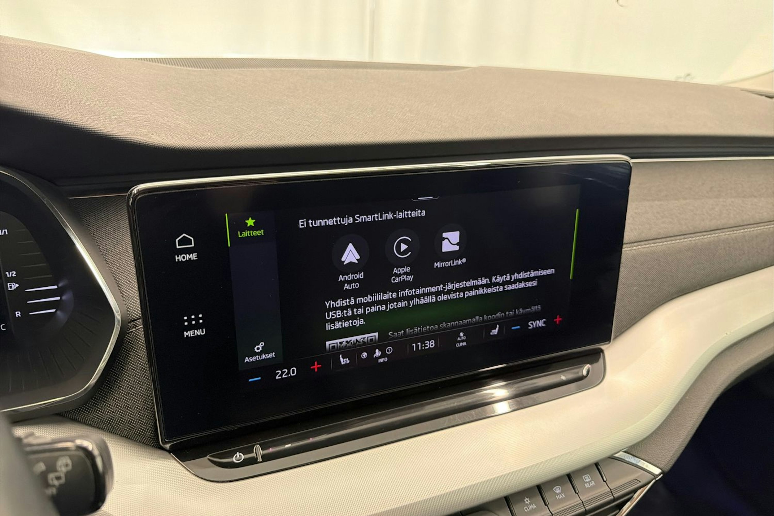 valkoinen Skoda Octavia 2021 kuva 27.