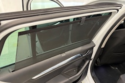 valkoinen Skoda Octavia 2021 kuva 36.