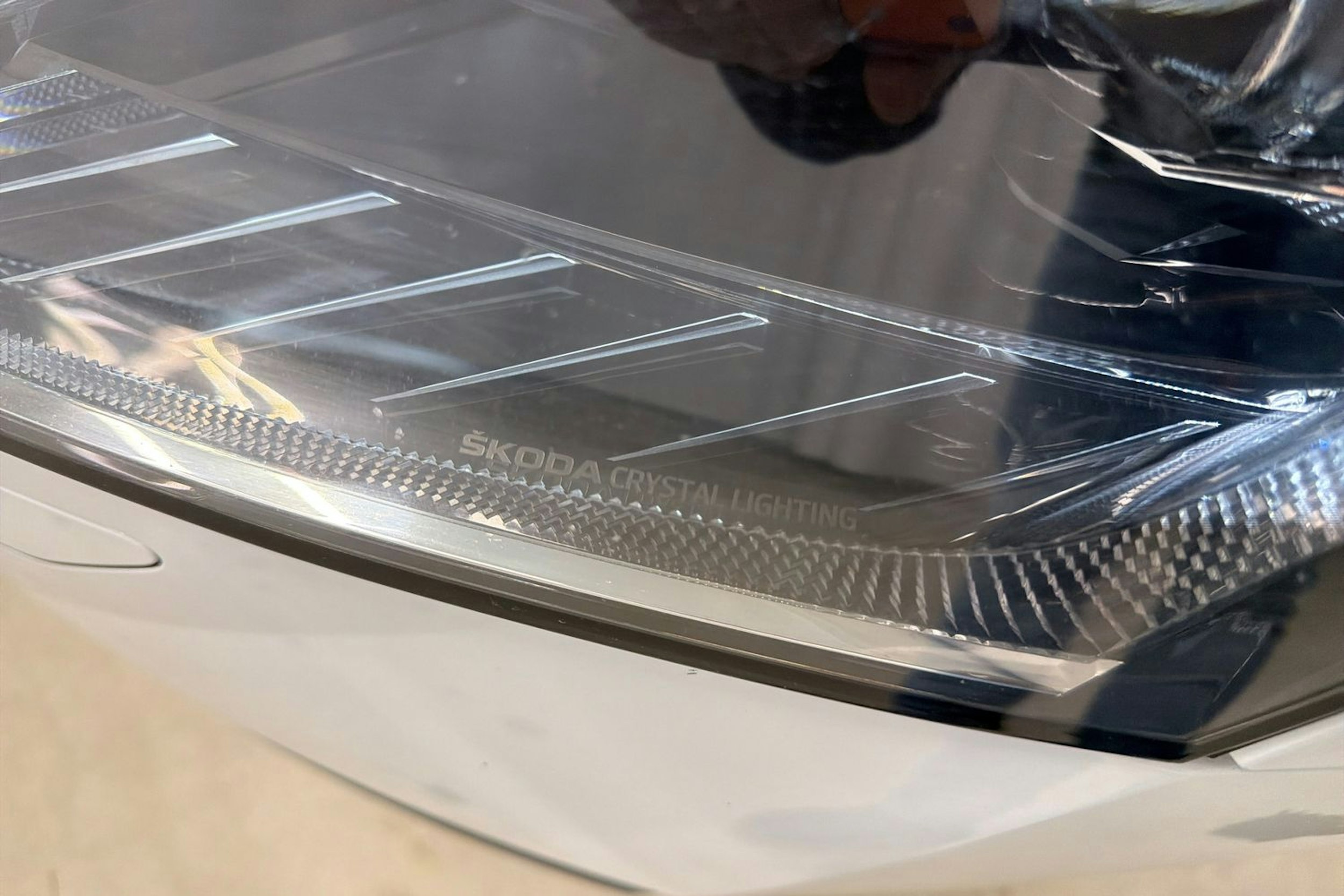 valkoinen Skoda Octavia 2021 kuva 40.