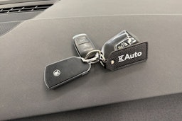 valkoinen Skoda Octavia 2021 kuva 41.