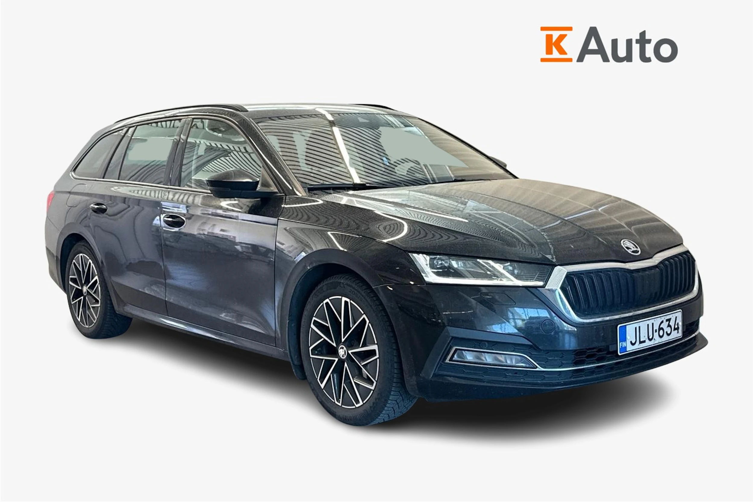 musta Skoda Octavia 2021 kuva 1.