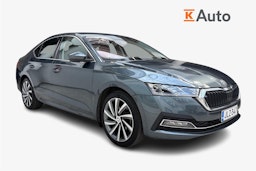 harmaa Skoda Octavia 2021 kuva 1.