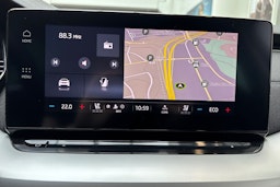 harmaa Skoda Octavia 2021 kuva 16.