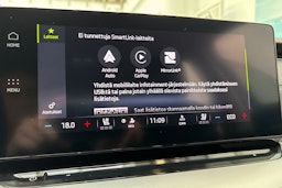 harmaa Skoda Octavia 2021 kuva 30.