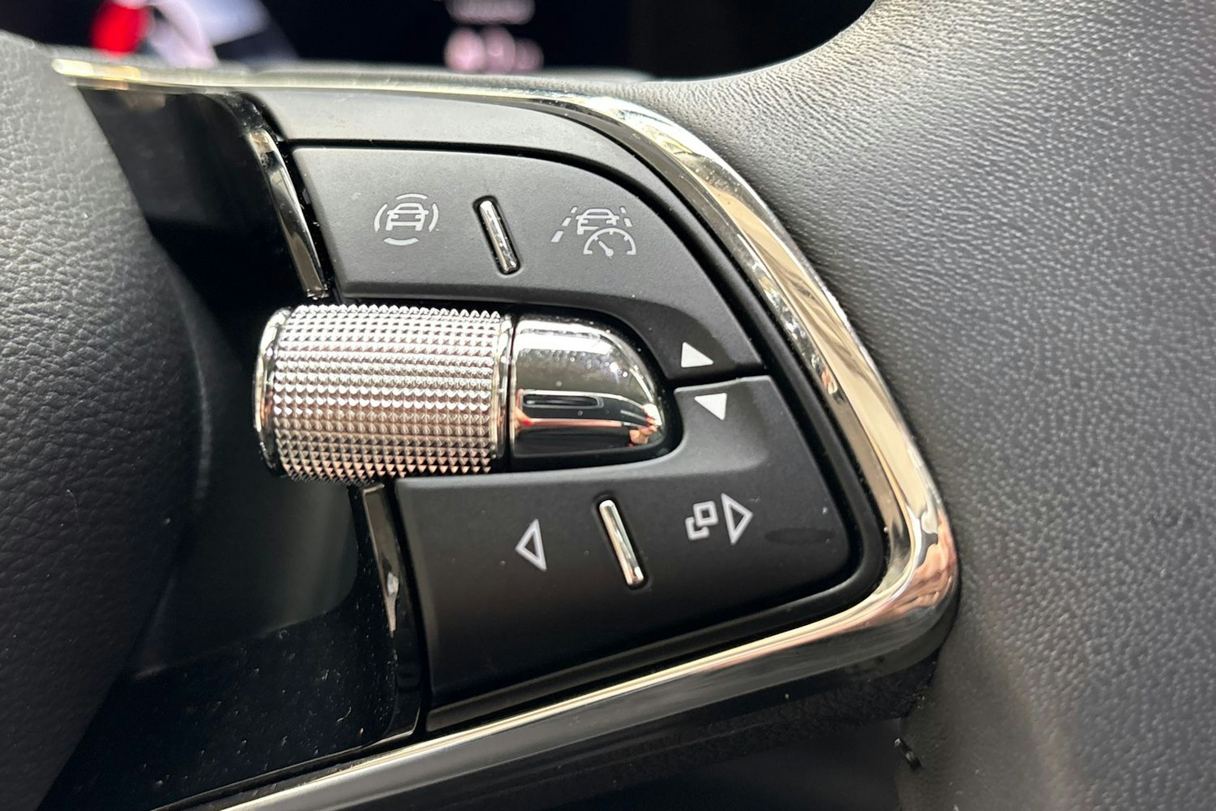 harmaa Skoda Octavia 2021 kuva 33.