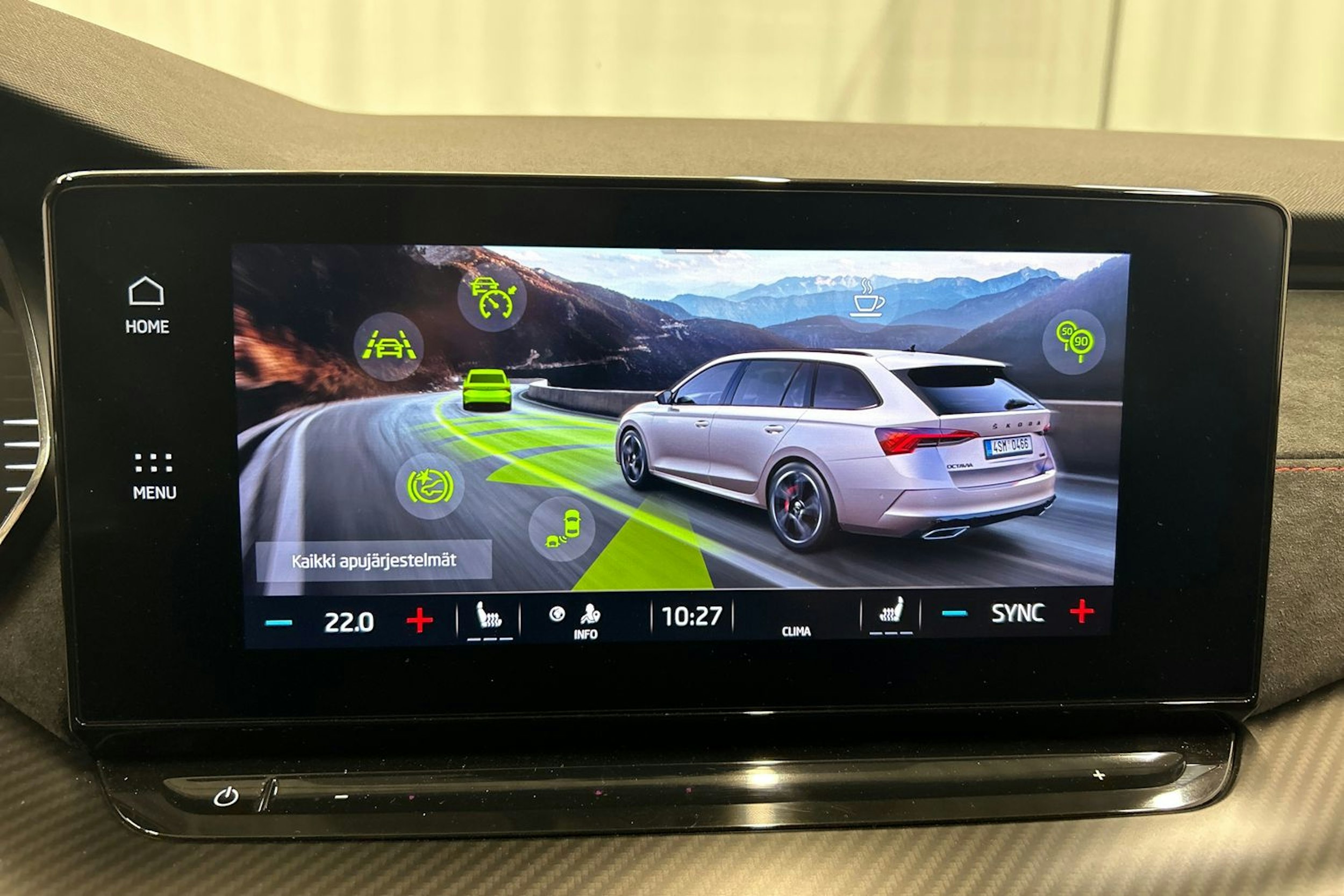 musta Skoda Octavia 2021 kuva 25.
