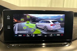 musta Skoda Octavia 2021 kuva 25.