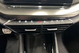 musta Skoda Octavia 2021 kuva 30.
