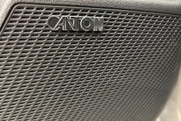 harmaa Skoda Octavia 2021 kuva 15.