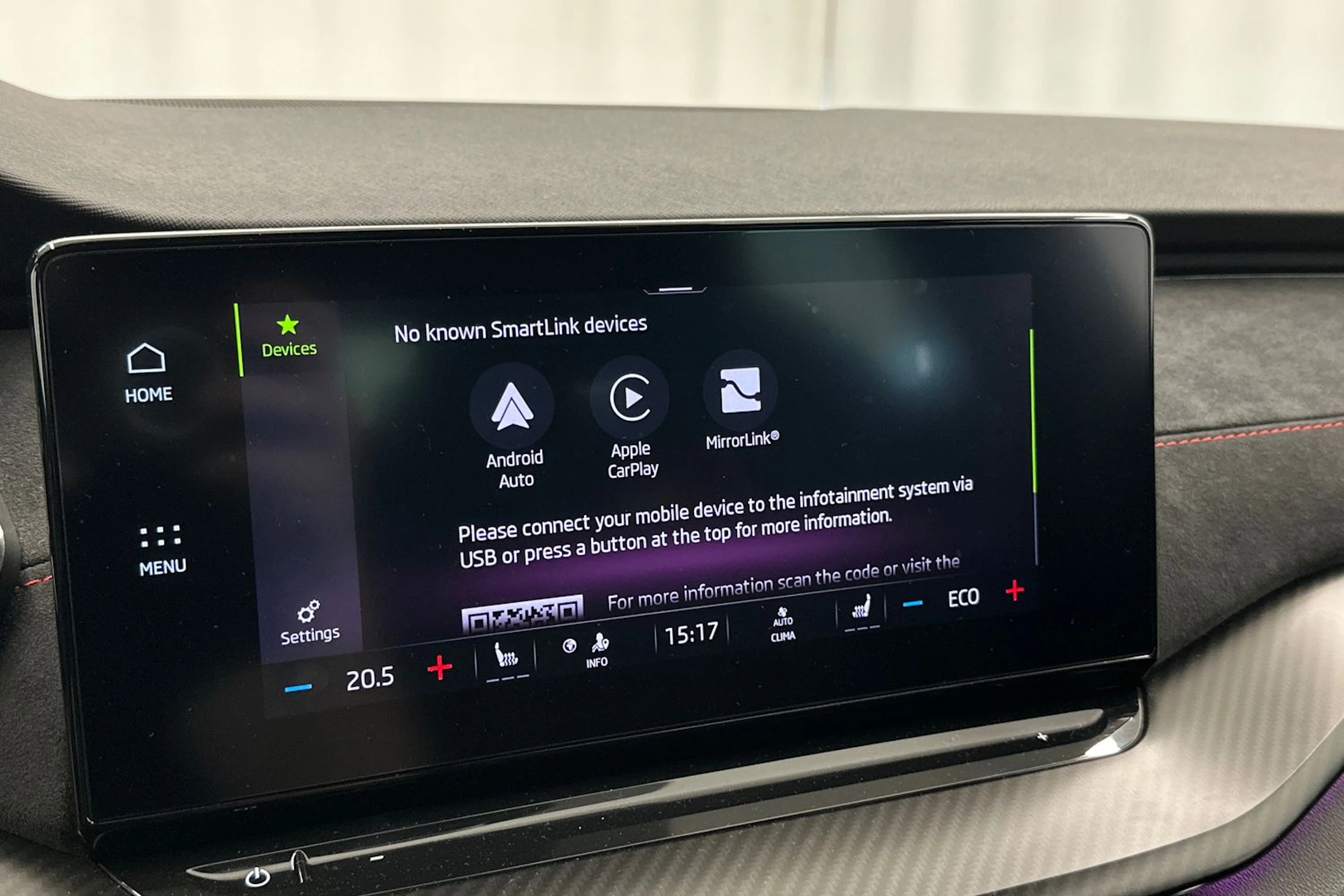 harmaa Skoda Octavia 2021 kuva 24.