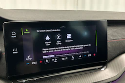 harmaa Skoda Octavia 2021 kuva 24.