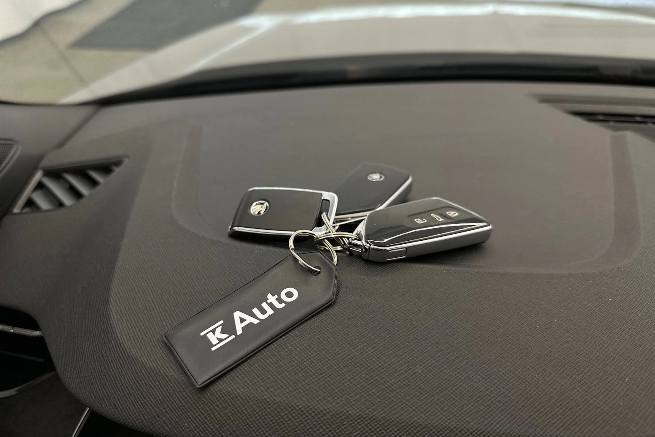 harmaa Skoda Octavia 2021 kuva 34.
