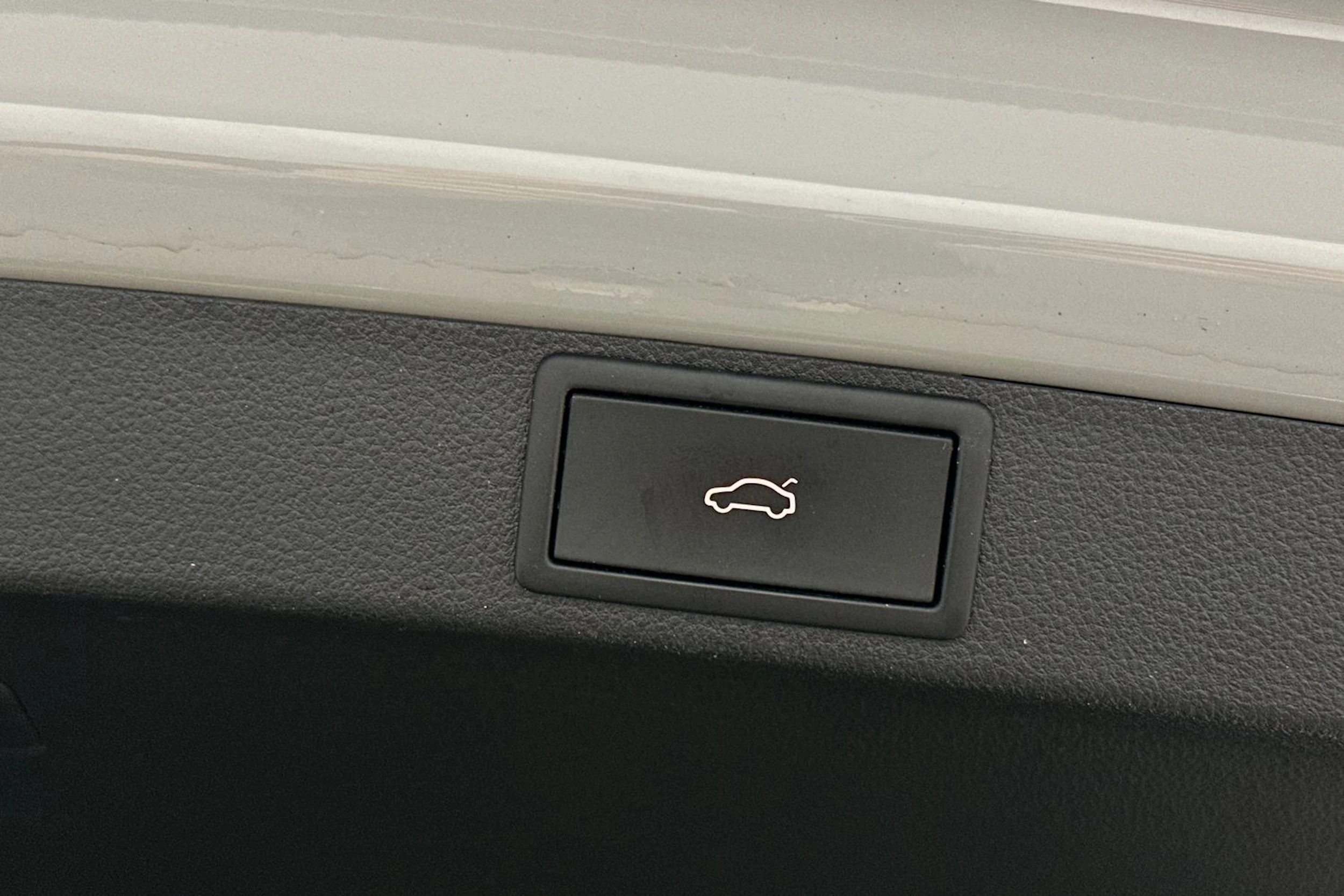 harmaa Skoda Octavia 2021 kuva 36.