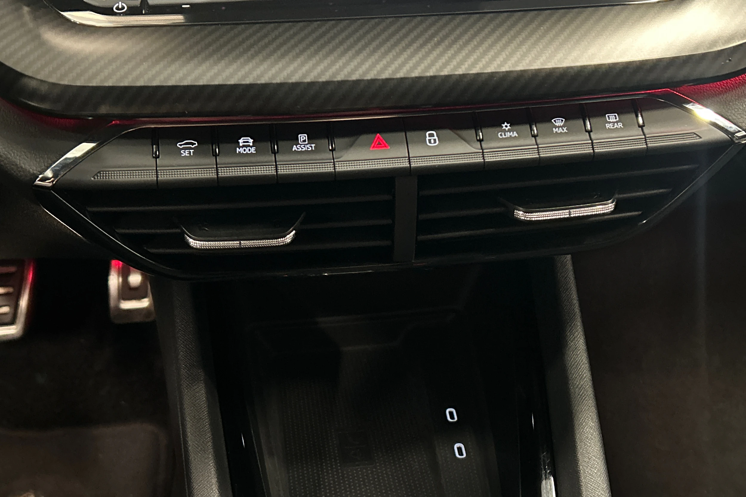 Sininen Skoda OCTAVIA 2021 kuva 28.