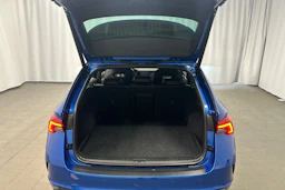 Sininen Skoda OCTAVIA 2021 kuva 30.