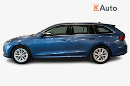 sininen Skoda Octavia 2021 kuva 5.