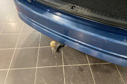 sininen Skoda Octavia 2021 kuva 14.