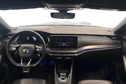 sininen Skoda Octavia 2021 kuva 7.