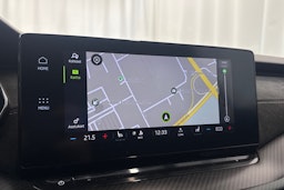 sininen Skoda Octavia 2021 kuva 15.