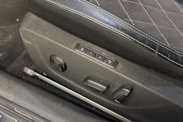 sininen Skoda Octavia 2021 kuva 25.