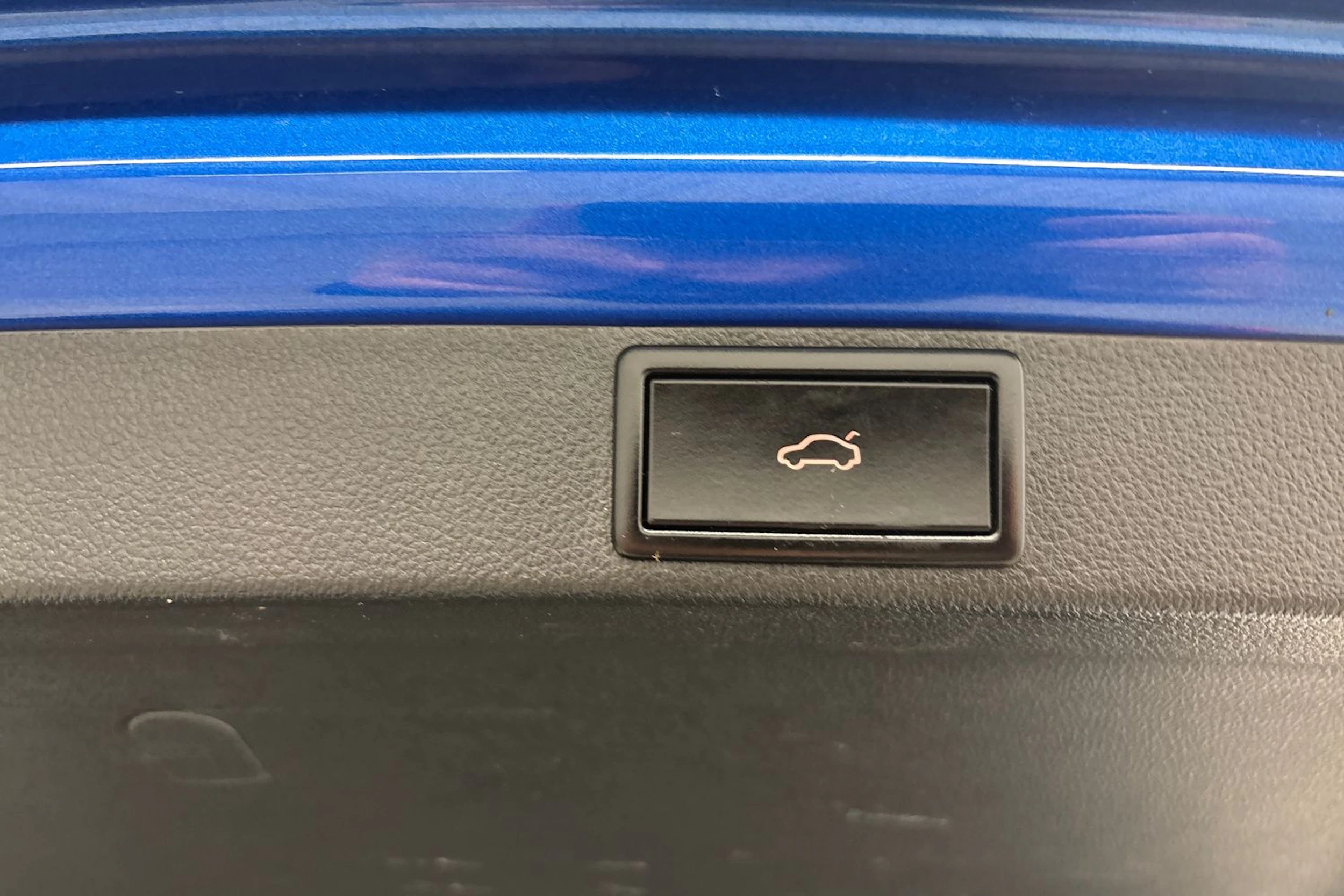 sininen Skoda Octavia 2021 kuva 32.