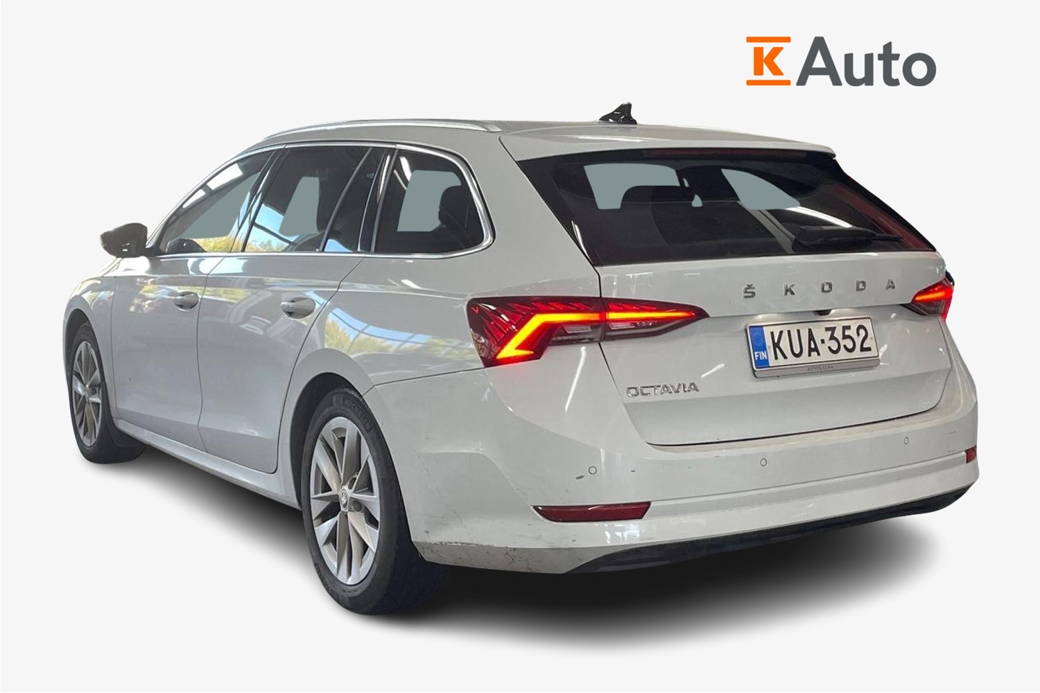 Skoda Octavia 2021, kuva 2/14