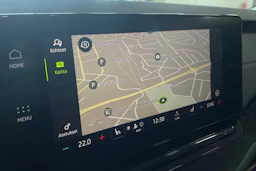 Valkoinen Skoda OCTAVIA 2021 kuva 7.