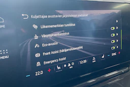 Valkoinen Skoda OCTAVIA 2021 kuva 11.