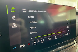 Valkoinen Skoda OCTAVIA 2021 kuva 24.