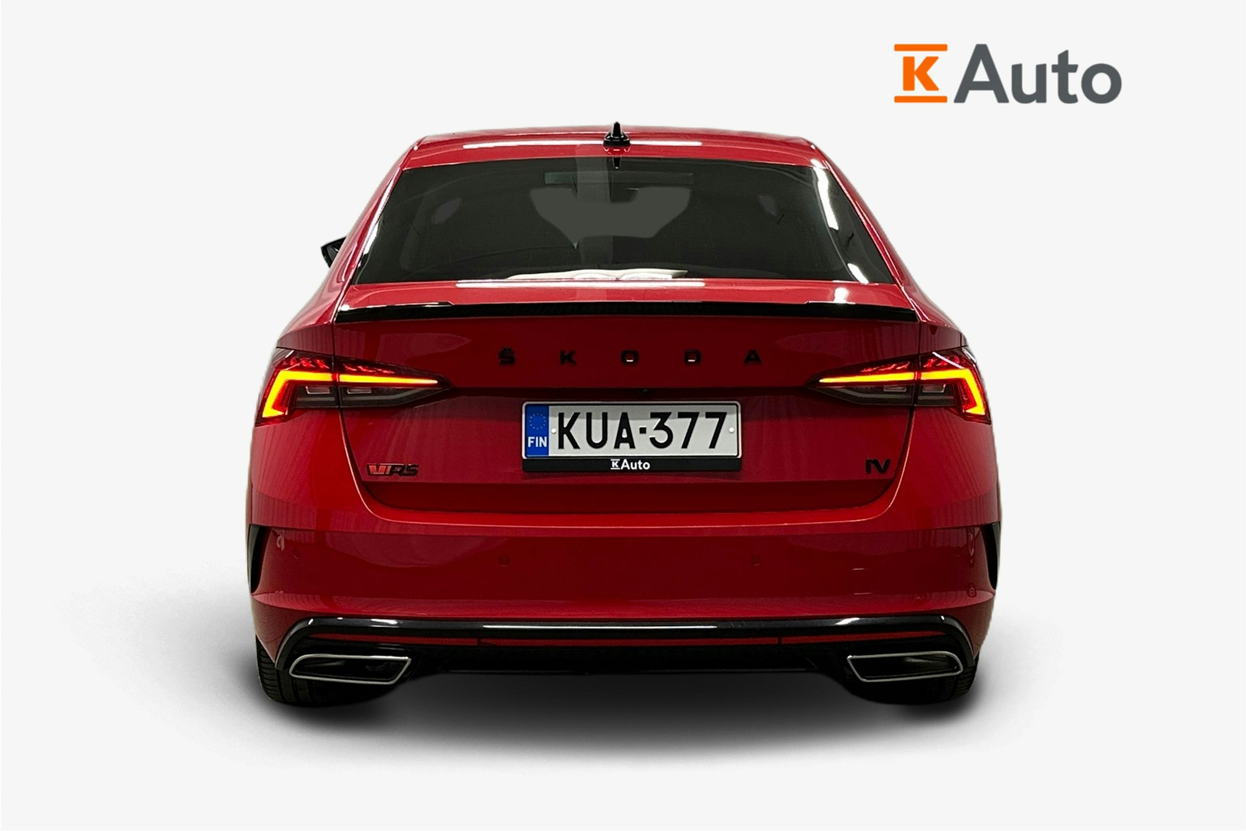 punainen Skoda Octavia 2021 kuva 3.