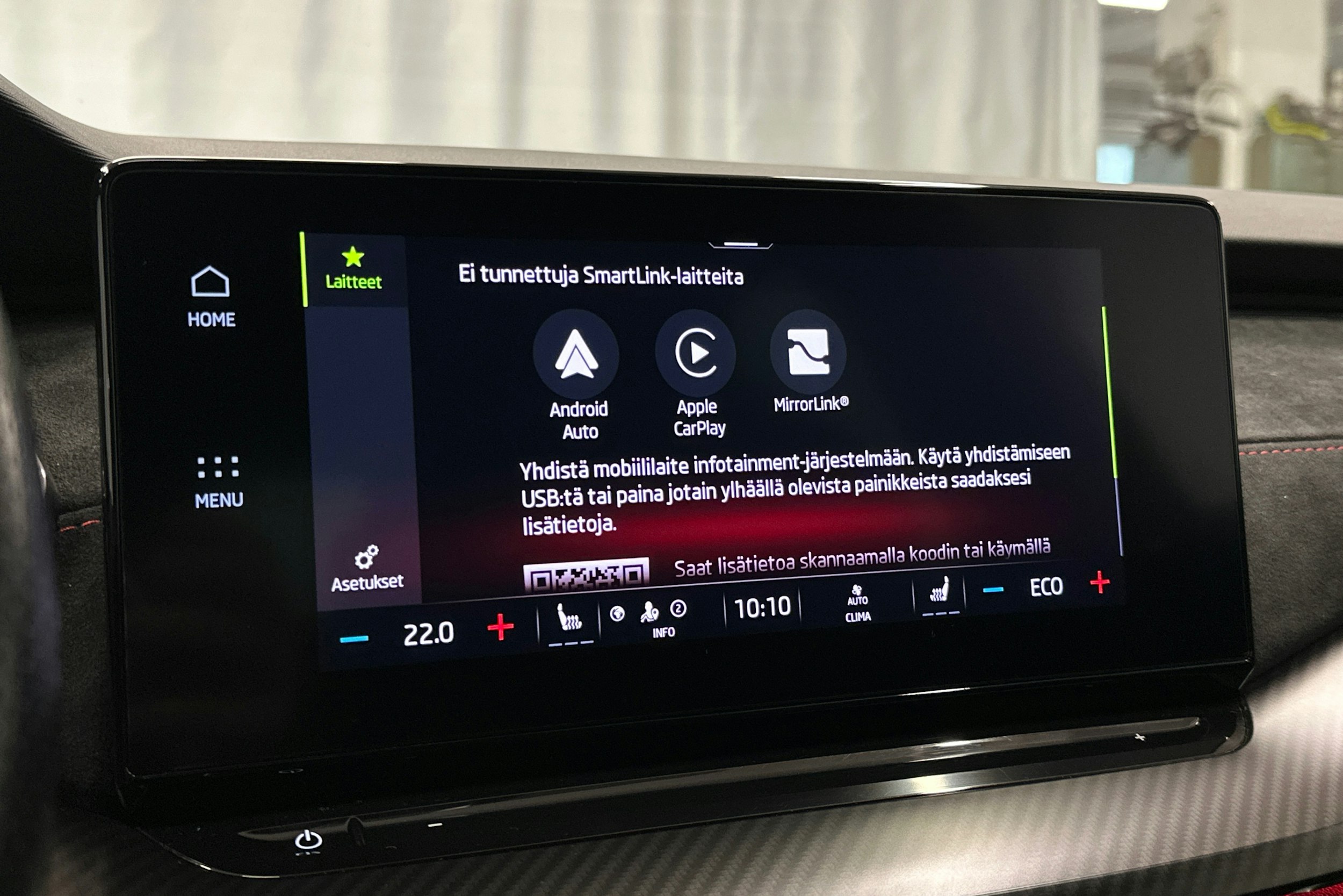 punainen Skoda Octavia 2021 kuva 24.