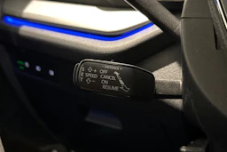 valkoinen Skoda Octavia 2021 kuva 17.