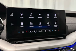 valkoinen Skoda Octavia 2021 kuva 19.