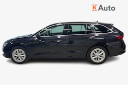 musta Skoda Octavia 2021 kuva 7.