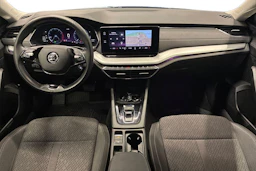 musta Skoda Octavia 2021 kuva 9.