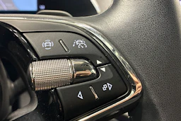 musta Skoda Octavia 2021 kuva 20.
