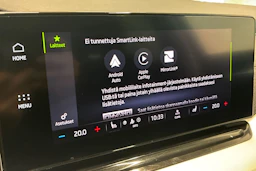 musta Skoda Octavia 2021 kuva 28.