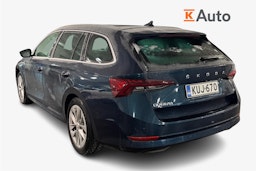 sininen Skoda Octavia 2021 kuva 2.