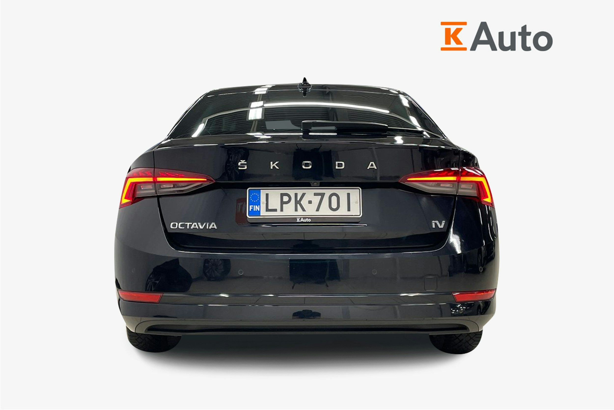 punainen Skoda Octavia 2021 kuva 3.