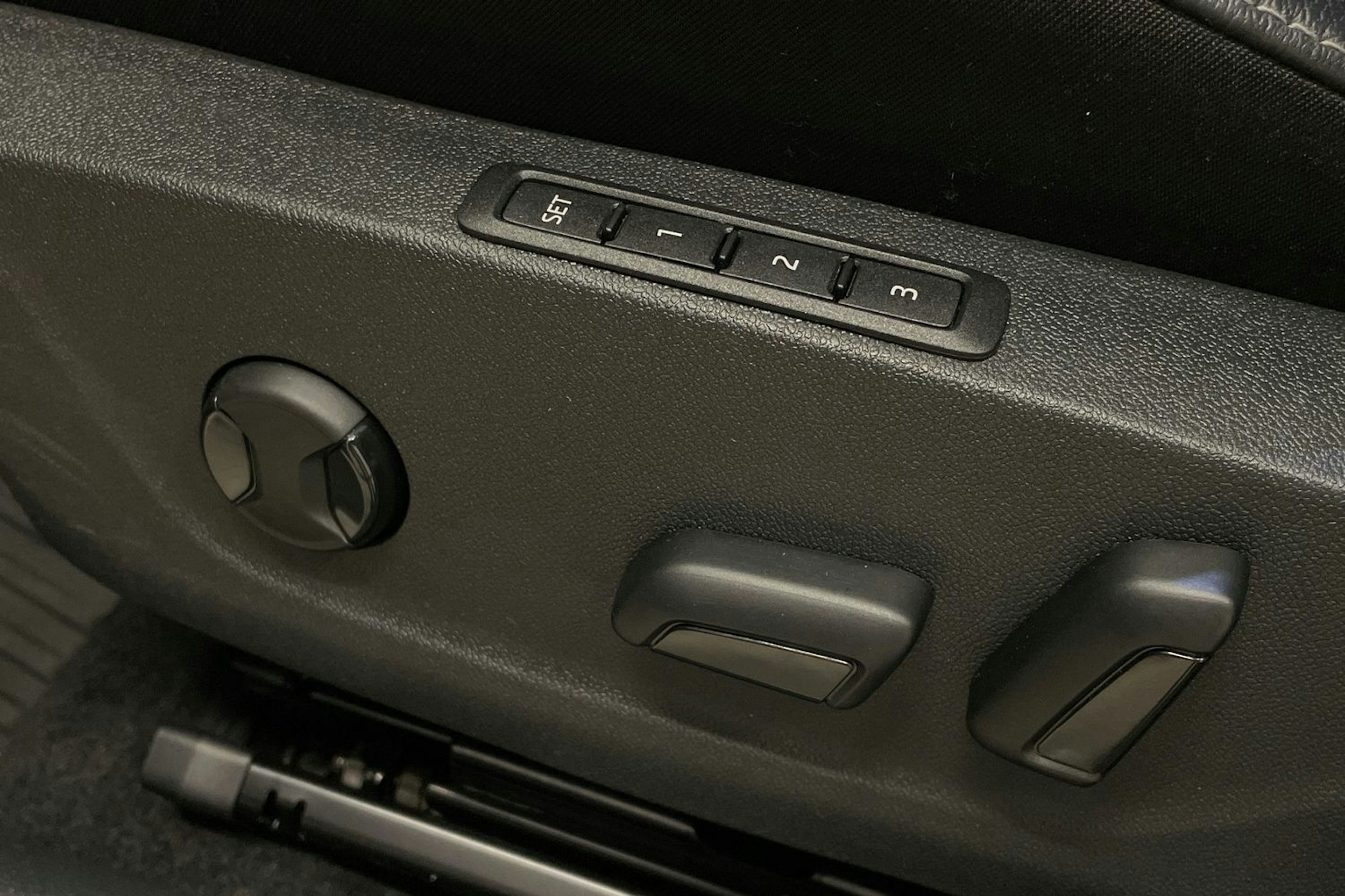 punainen Skoda Octavia 2021 kuva 15.