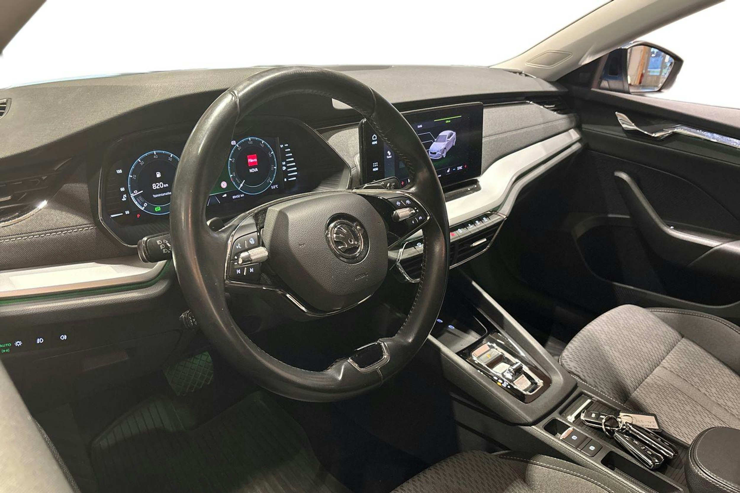 Sininen Skoda OCTAVIA 2021 kuva 7.