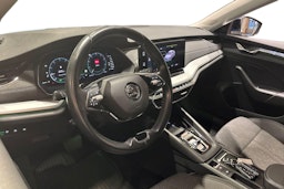 Sininen Skoda OCTAVIA 2021 kuva 7.