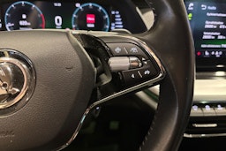 Sininen Skoda OCTAVIA 2021 kuva 24.