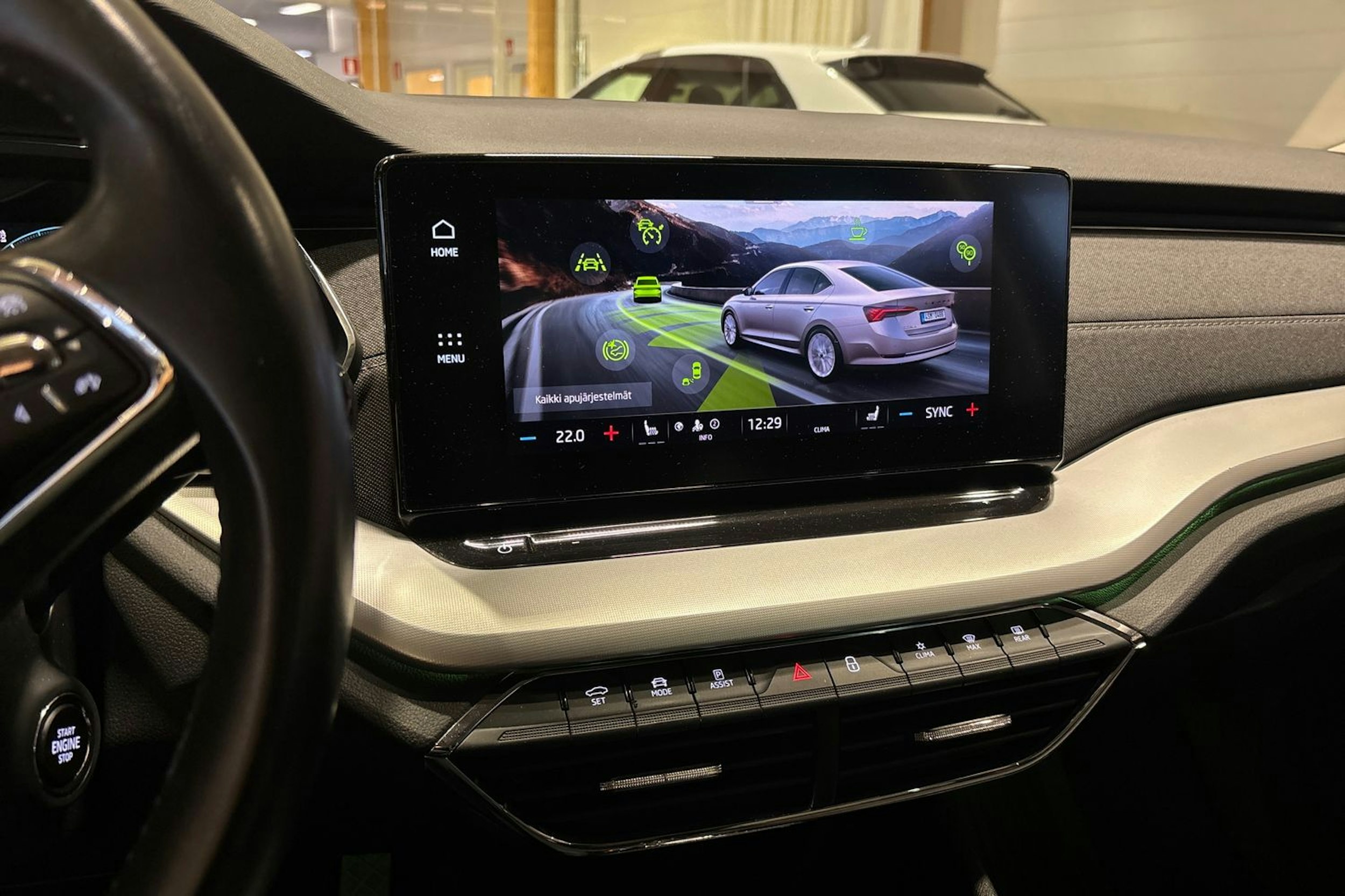 Sininen Skoda OCTAVIA 2021 kuva 27.