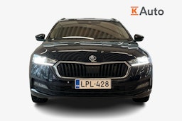 punainen Skoda Octavia 2021 kuva 4.