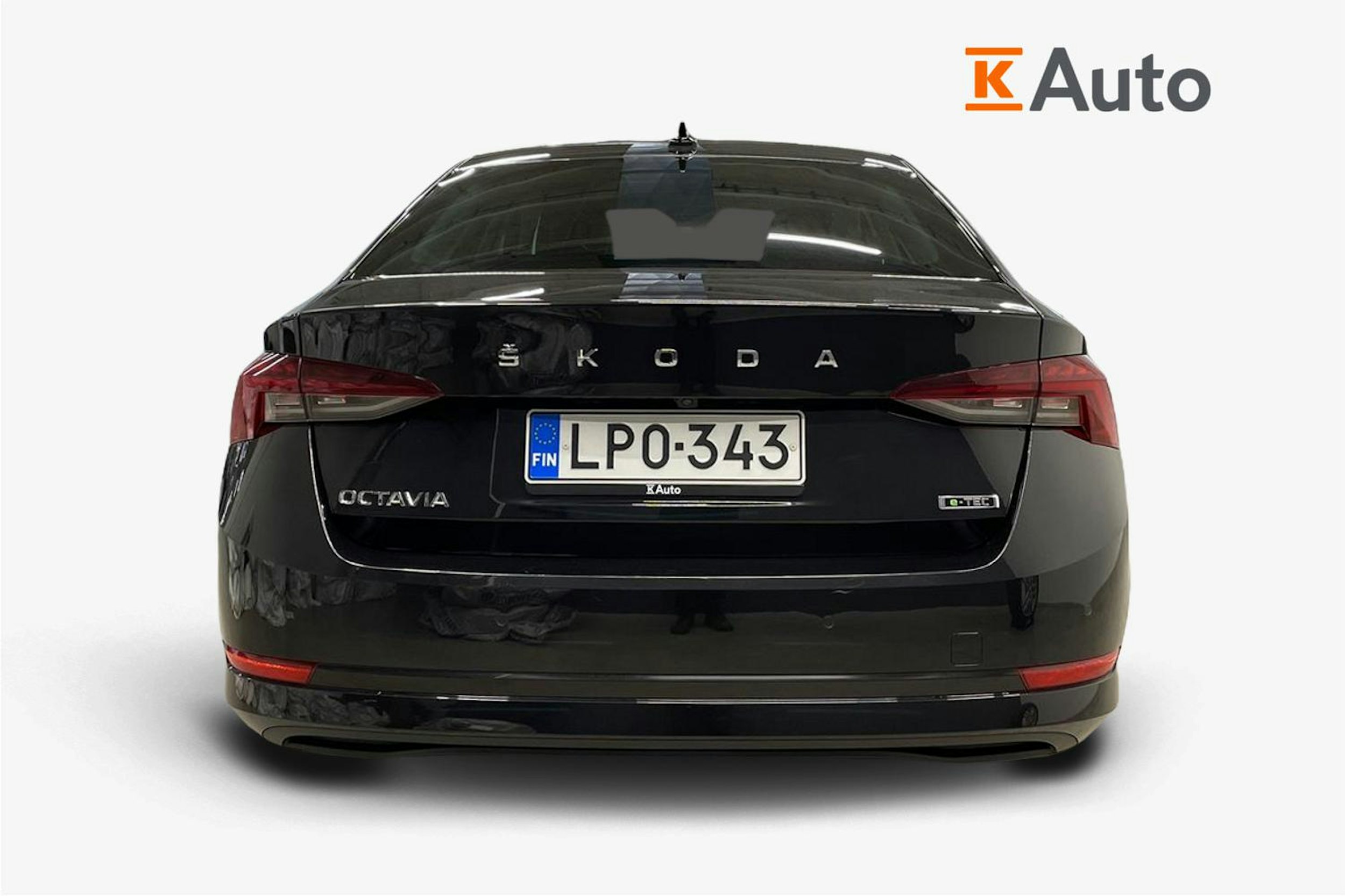musta Skoda Octavia 2021 kuva 3.
