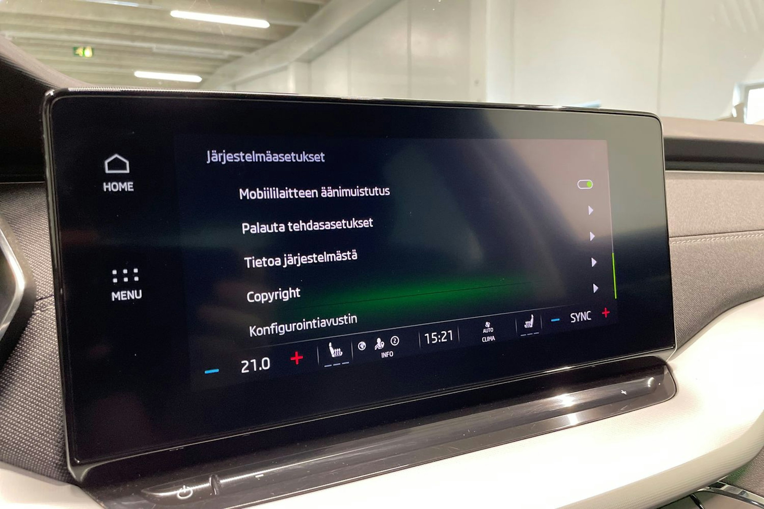 musta Skoda Octavia 2021 kuva 25.