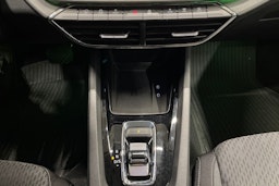 musta Skoda Octavia 2021 kuva 26.