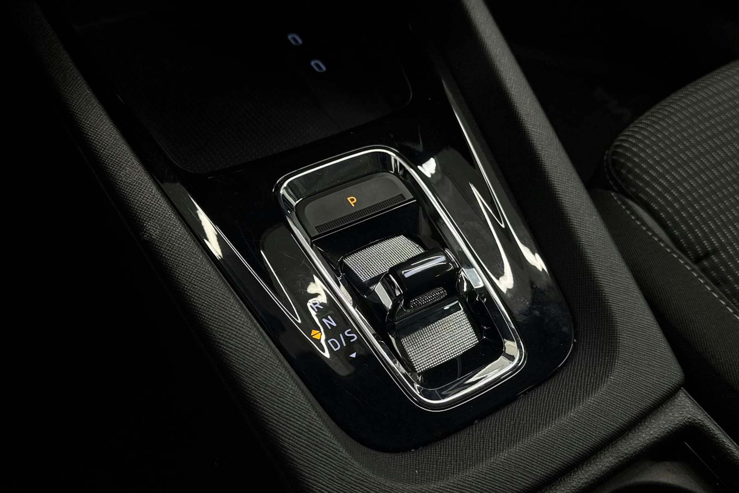 Valkoinen Skoda OCTAVIA 2021 kuva 18.